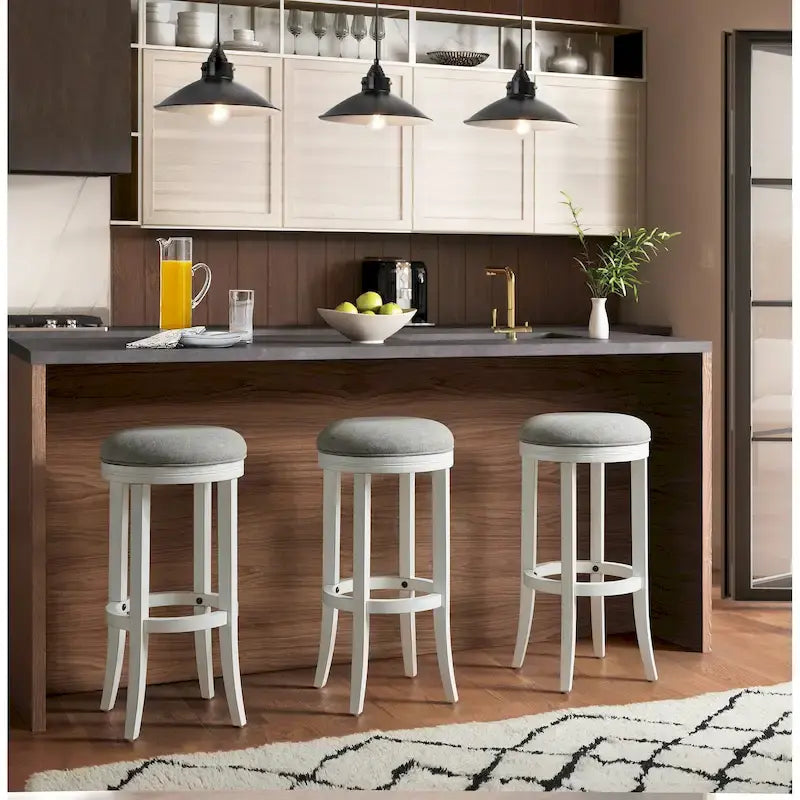 Tabouret de bar pivotant sans dossier en bois blanc