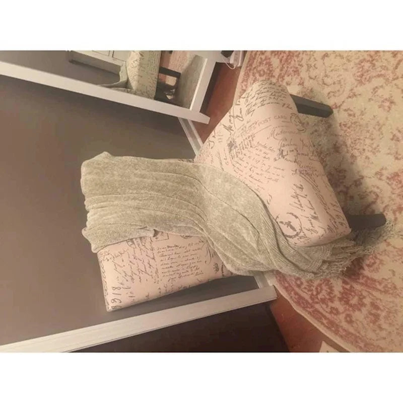 chaise basse rembourrée
