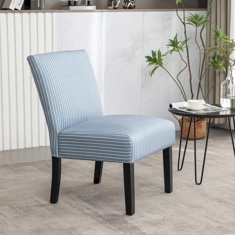 chaise basse rembourrée