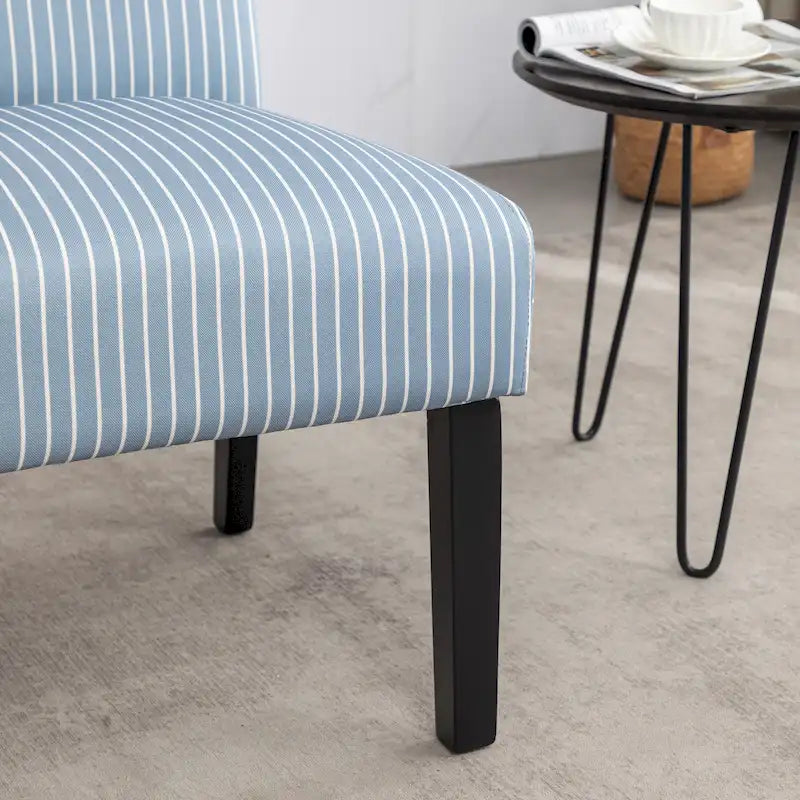 chaise basse rembourrée