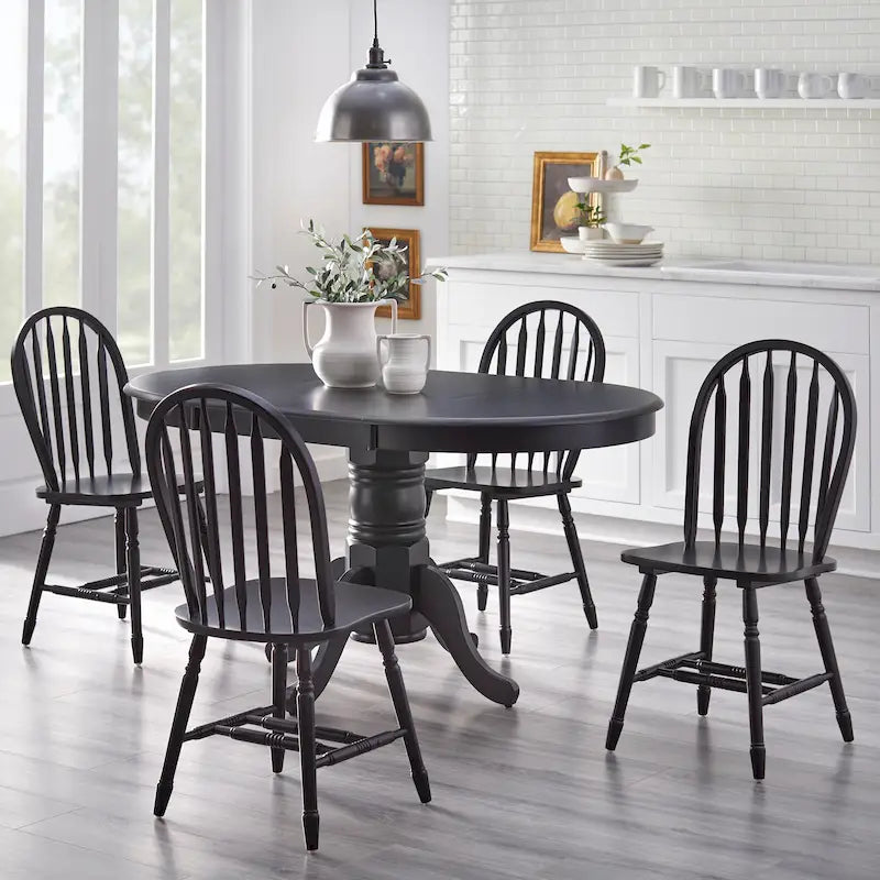 Table et chaises de salle à manger en bois massif de style ferme
