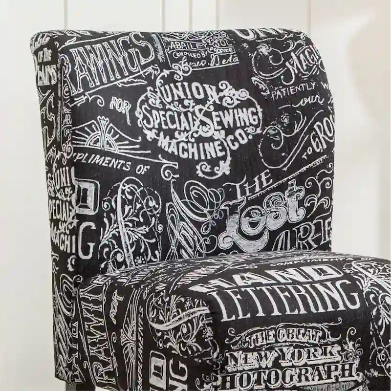 Le fauteuil d'appoint sans accoudoirs rembourré Curated Nomad Pavilion