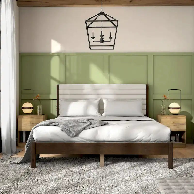 Lit plateforme queen matelassé capitonné de style moderne